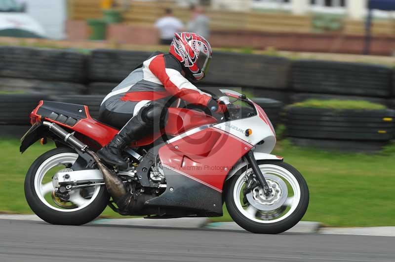 Motorcycle action photographs;anglesey circuit;anglesey trackday photographs;event digital images;eventdigitalimages;no limits trackday;oulton park circuit cheshire;peter wileman photography;trackday;trackday digital images;trackday photos;ty croes circuit wales