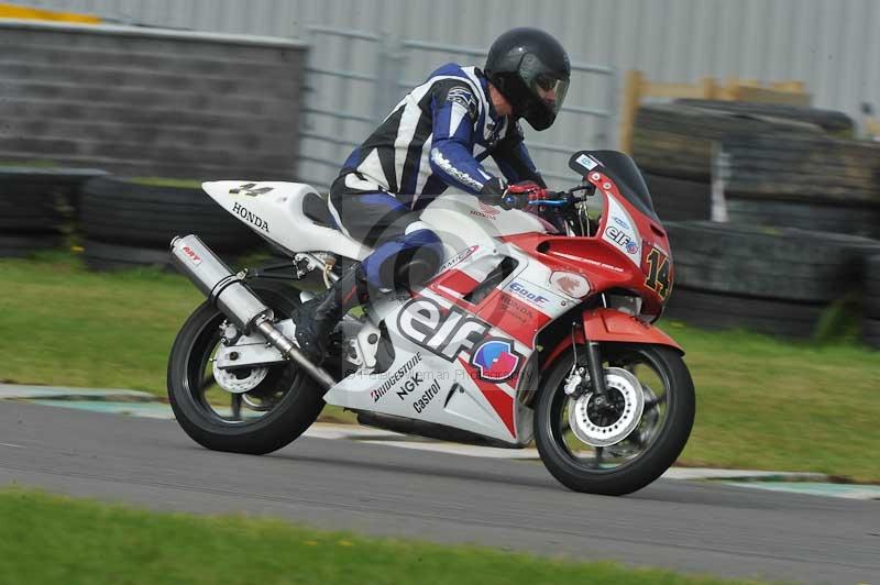 Motorcycle action photographs;anglesey circuit;anglesey trackday photographs;event digital images;eventdigitalimages;no limits trackday;oulton park circuit cheshire;peter wileman photography;trackday;trackday digital images;trackday photos;ty croes circuit wales