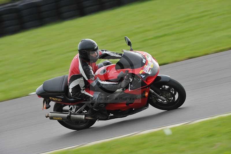 Motorcycle action photographs;anglesey circuit;anglesey trackday photographs;event digital images;eventdigitalimages;no limits trackday;oulton park circuit cheshire;peter wileman photography;trackday;trackday digital images;trackday photos;ty croes circuit wales