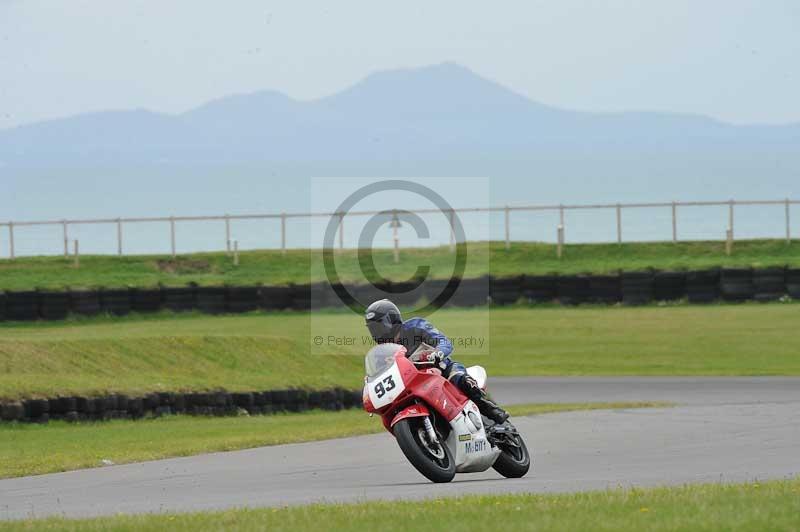 Motorcycle action photographs;anglesey circuit;anglesey trackday photographs;event digital images;eventdigitalimages;no limits trackday;oulton park circuit cheshire;peter wileman photography;trackday;trackday digital images;trackday photos;ty croes circuit wales