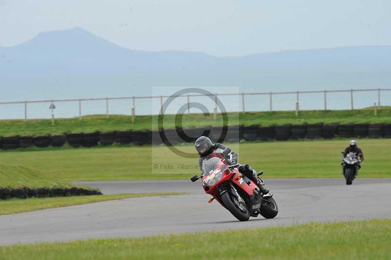 Motorcycle action photographs;anglesey circuit;anglesey trackday photographs;event digital images;eventdigitalimages;no limits trackday;oulton park circuit cheshire;peter wileman photography;trackday;trackday digital images;trackday photos;ty croes circuit wales