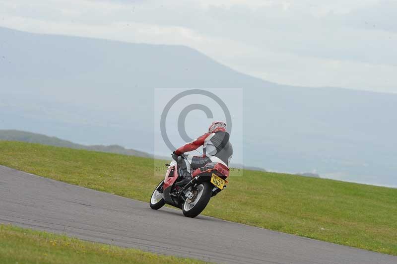 Motorcycle action photographs;anglesey circuit;anglesey trackday photographs;event digital images;eventdigitalimages;no limits trackday;oulton park circuit cheshire;peter wileman photography;trackday;trackday digital images;trackday photos;ty croes circuit wales