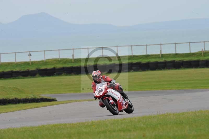 Motorcycle action photographs;anglesey circuit;anglesey trackday photographs;event digital images;eventdigitalimages;no limits trackday;oulton park circuit cheshire;peter wileman photography;trackday;trackday digital images;trackday photos;ty croes circuit wales