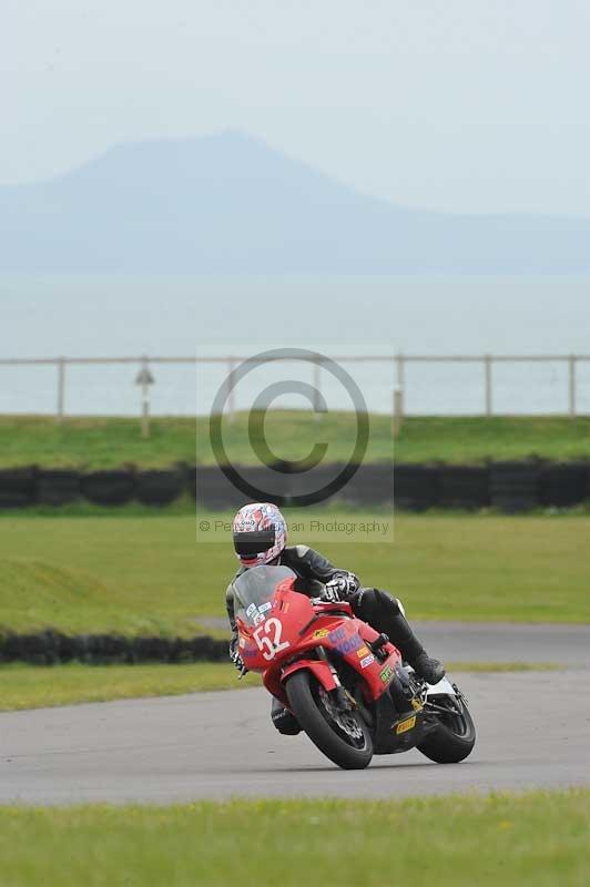 Motorcycle action photographs;anglesey circuit;anglesey trackday photographs;event digital images;eventdigitalimages;no limits trackday;oulton park circuit cheshire;peter wileman photography;trackday;trackday digital images;trackday photos;ty croes circuit wales