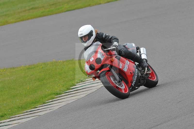 Motorcycle action photographs;anglesey circuit;anglesey trackday photographs;event digital images;eventdigitalimages;no limits trackday;oulton park circuit cheshire;peter wileman photography;trackday;trackday digital images;trackday photos;ty croes circuit wales