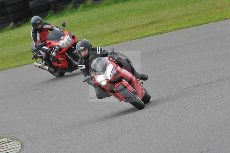 Motorcycle action photographs;anglesey circuit;anglesey trackday photographs;event digital images;eventdigitalimages;no limits trackday;oulton park circuit cheshire;peter wileman photography;trackday;trackday digital images;trackday photos;ty croes circuit wales