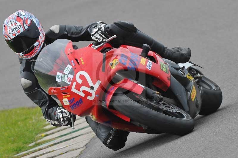 Motorcycle action photographs;anglesey circuit;anglesey trackday photographs;event digital images;eventdigitalimages;no limits trackday;oulton park circuit cheshire;peter wileman photography;trackday;trackday digital images;trackday photos;ty croes circuit wales