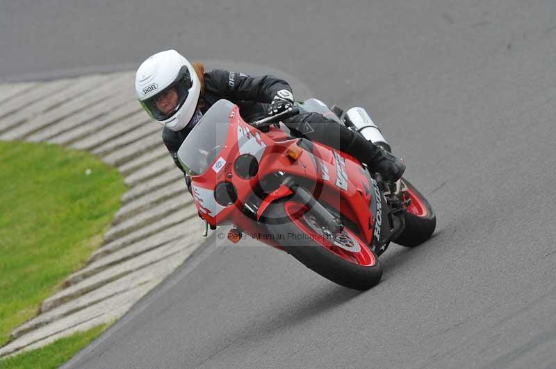 Motorcycle action photographs;anglesey circuit;anglesey trackday photographs;event digital images;eventdigitalimages;no limits trackday;oulton park circuit cheshire;peter wileman photography;trackday;trackday digital images;trackday photos;ty croes circuit wales