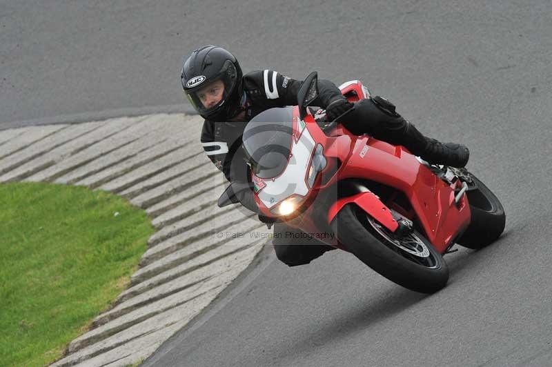 Motorcycle action photographs;anglesey circuit;anglesey trackday photographs;event digital images;eventdigitalimages;no limits trackday;oulton park circuit cheshire;peter wileman photography;trackday;trackday digital images;trackday photos;ty croes circuit wales