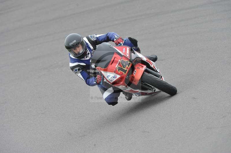 Motorcycle action photographs;anglesey circuit;anglesey trackday photographs;event digital images;eventdigitalimages;no limits trackday;oulton park circuit cheshire;peter wileman photography;trackday;trackday digital images;trackday photos;ty croes circuit wales