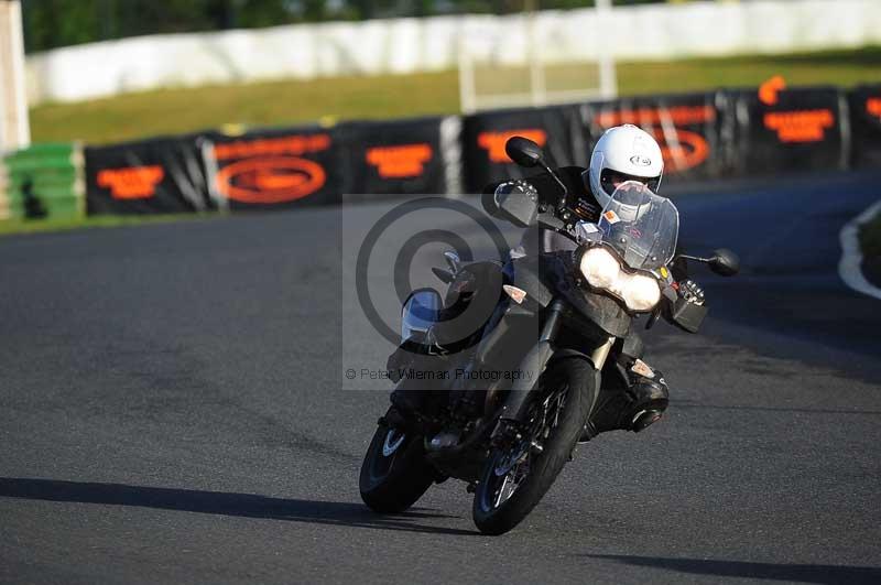 anglesey;brands hatch;cadwell park;croft;donington park;enduro digital images;event digital images;eventdigitalimages;mallory;no limits;oulton park;peter wileman photography;racing digital images;silverstone;snetterton;trackday digital images;trackday photos;vmcc banbury run;welsh 2 day enduro