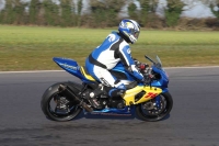 Motorcycle-action-photographs;Trackday-digital-images;event-digital-images;eventdigitalimages;no-limits-trackday;peter-wileman-photography;snetterton;snetterton-circuit-norfolk;snetterton-photographs;trackday;trackday-photos