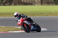 Motorcycle-action-photographs;Trackday-digital-images;event-digital-images;eventdigitalimages;no-limits-trackday;peter-wileman-photography;snetterton;snetterton-circuit-norfolk;snetterton-photographs;trackday;trackday-photos