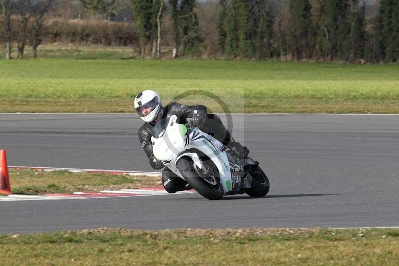 Motorcycle action photographs;Trackday digital images;event digital images;eventdigitalimages;no limits trackday;peter wileman photography;snetterton;snetterton circuit norfolk;snetterton photographs;trackday;trackday photos