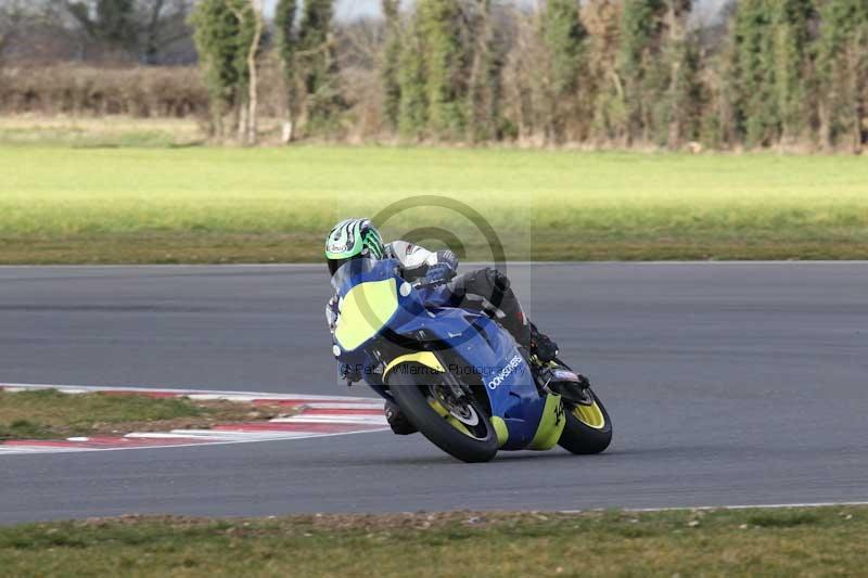 Motorcycle action photographs;Trackday digital images;event digital images;eventdigitalimages;no limits trackday;peter wileman photography;snetterton;snetterton circuit norfolk;snetterton photographs;trackday;trackday photos