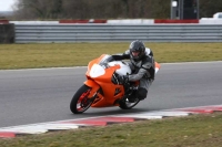 Motorcycle-action-photographs;Trackday-digital-images;event-digital-images;eventdigitalimages;no-limits-trackday;peter-wileman-photography;snetterton;snetterton-circuit-norfolk;snetterton-photographs;trackday;trackday-photos