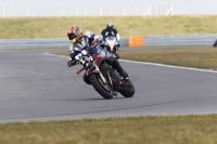 Motorcycle-action-photographs;Trackday-digital-images;event-digital-images;eventdigitalimages;no-limits-trackday;peter-wileman-photography;snetterton;snetterton-circuit-norfolk;snetterton-photographs;trackday;trackday-photos