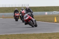 Motorcycle-action-photographs;Trackday-digital-images;event-digital-images;eventdigitalimages;no-limits-trackday;peter-wileman-photography;snetterton;snetterton-circuit-norfolk;snetterton-photographs;trackday;trackday-photos