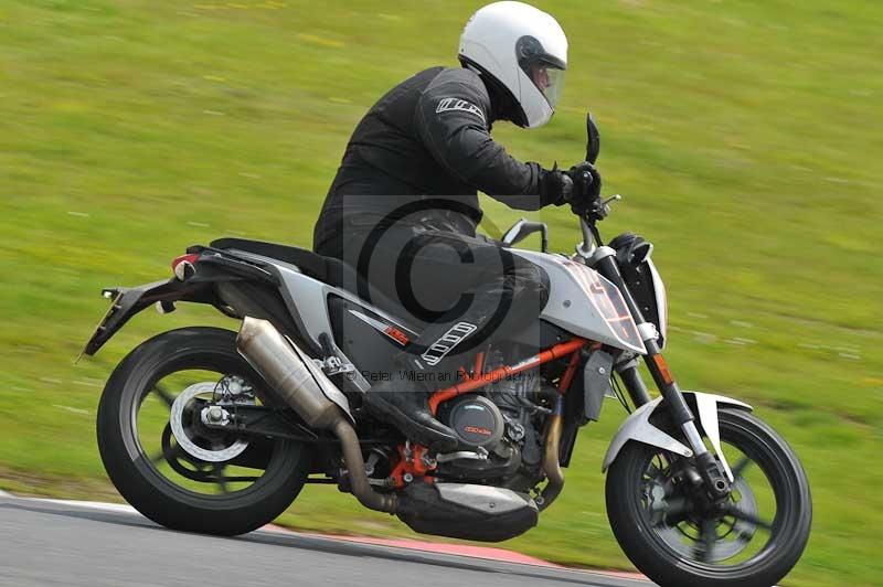 cadwell park;cadwell park photographs;cadwell trackday photographs;enduro digital images;event digital images;eventdigitalimages;hopp rider training;peter wileman photography;racing digital images;trackday digital images;trackday photos