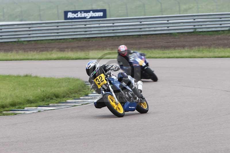 Rockingham no limits trackday;enduro digital images;event digital images;eventdigitalimages;no limits trackdays;peter wileman photography;racing digital images;rockingham raceway northamptonshire;rockingham trackday photographs;trackday digital images;trackday photos