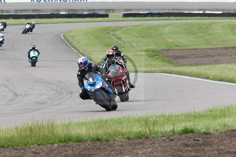 Rockingham no limits trackday;enduro digital images;event digital images;eventdigitalimages;no limits trackdays;peter wileman photography;racing digital images;rockingham raceway northamptonshire;rockingham trackday photographs;trackday digital images;trackday photos