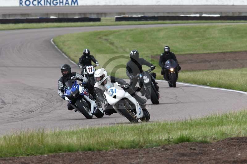 Rockingham no limits trackday;enduro digital images;event digital images;eventdigitalimages;no limits trackdays;peter wileman photography;racing digital images;rockingham raceway northamptonshire;rockingham trackday photographs;trackday digital images;trackday photos