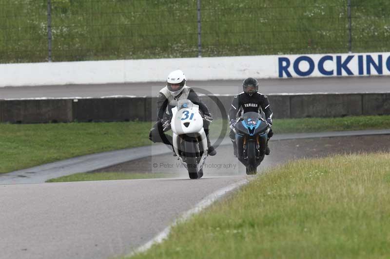 Rockingham no limits trackday;enduro digital images;event digital images;eventdigitalimages;no limits trackdays;peter wileman photography;racing digital images;rockingham raceway northamptonshire;rockingham trackday photographs;trackday digital images;trackday photos