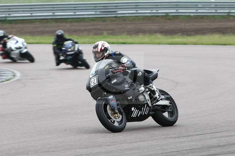 Rockingham no limits trackday;enduro digital images;event digital images;eventdigitalimages;no limits trackdays;peter wileman photography;racing digital images;rockingham raceway northamptonshire;rockingham trackday photographs;trackday digital images;trackday photos