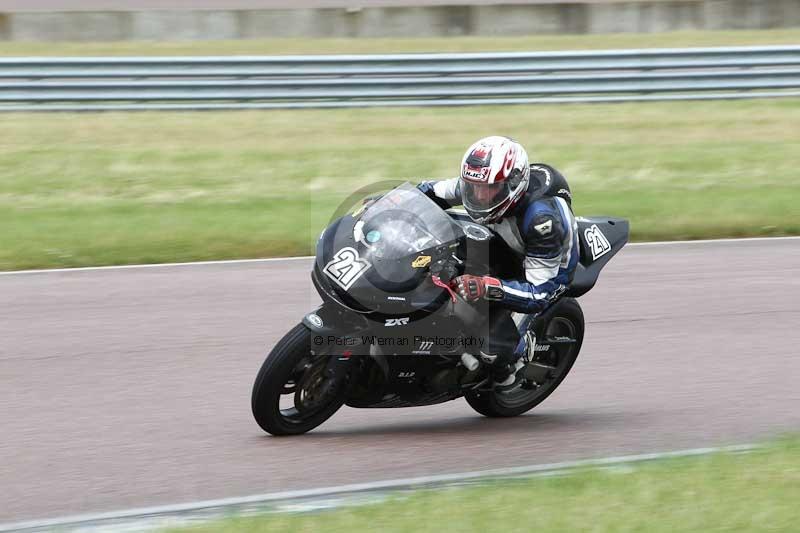 Rockingham no limits trackday;enduro digital images;event digital images;eventdigitalimages;no limits trackdays;peter wileman photography;racing digital images;rockingham raceway northamptonshire;rockingham trackday photographs;trackday digital images;trackday photos