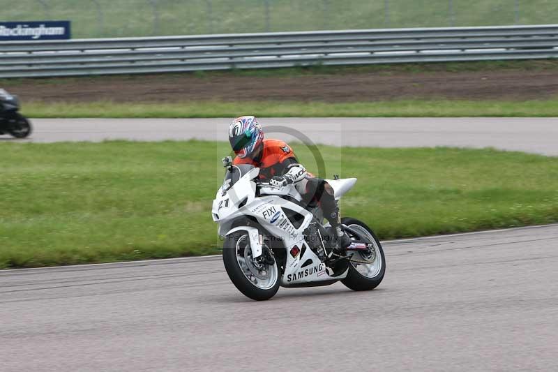 Rockingham no limits trackday;enduro digital images;event digital images;eventdigitalimages;no limits trackdays;peter wileman photography;racing digital images;rockingham raceway northamptonshire;rockingham trackday photographs;trackday digital images;trackday photos