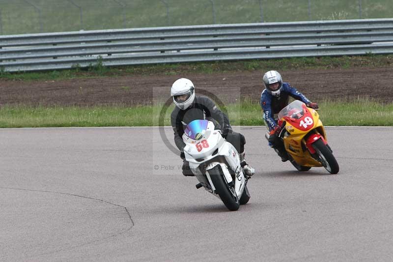 Rockingham no limits trackday;enduro digital images;event digital images;eventdigitalimages;no limits trackdays;peter wileman photography;racing digital images;rockingham raceway northamptonshire;rockingham trackday photographs;trackday digital images;trackday photos