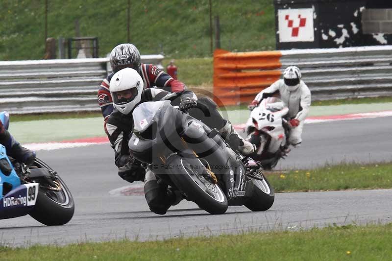 Motorcycle action photographs;Trackday digital images;event digital images;eventdigitalimages;no limits trackday;peter wileman photography;snetterton;snetterton circuit norfolk;snetterton photographs;trackday;trackday photos