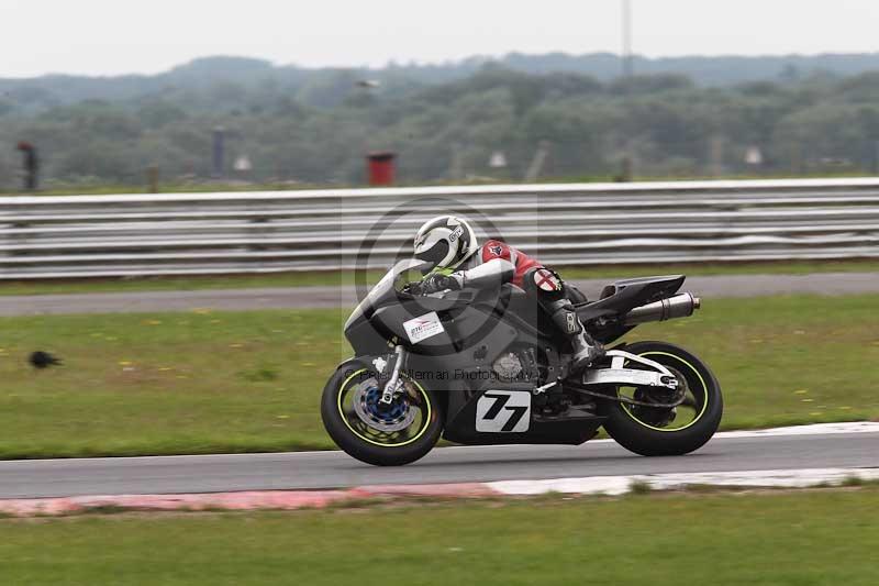 Motorcycle action photographs;Trackday digital images;event digital images;eventdigitalimages;no limits trackday;peter wileman photography;snetterton;snetterton circuit norfolk;snetterton photographs;trackday;trackday photos