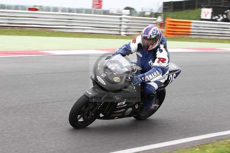 Motorcycle action photographs;Trackday digital images;event digital images;eventdigitalimages;no limits trackday;peter wileman photography;snetterton;snetterton circuit norfolk;snetterton photographs;trackday;trackday photos