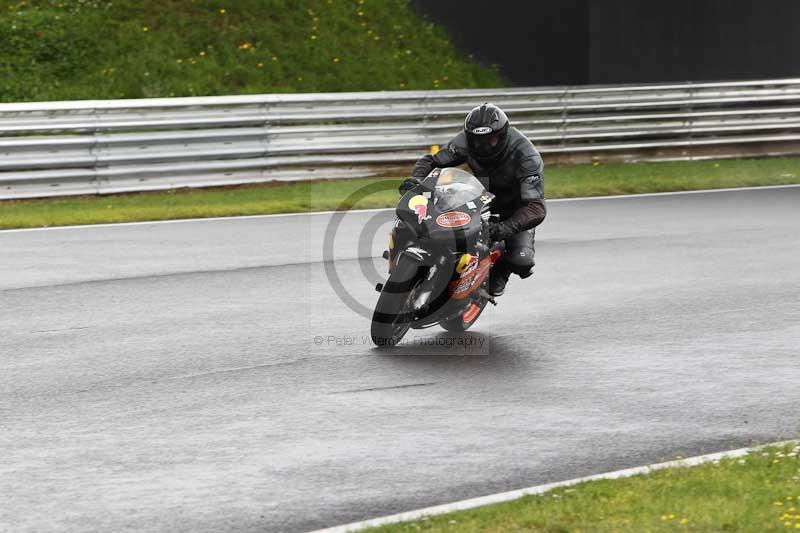 Motorcycle action photographs;Trackday digital images;event digital images;eventdigitalimages;no limits trackday;peter wileman photography;snetterton;snetterton circuit norfolk;snetterton photographs;trackday;trackday photos