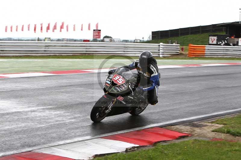 Motorcycle action photographs;Trackday digital images;event digital images;eventdigitalimages;no limits trackday;peter wileman photography;snetterton;snetterton circuit norfolk;snetterton photographs;trackday;trackday photos