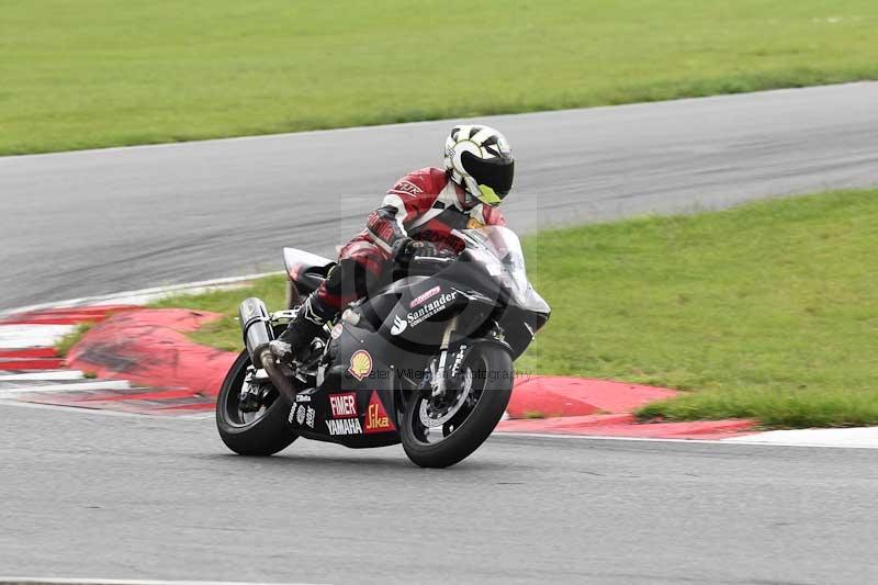 Motorcycle action photographs;Trackday digital images;event digital images;eventdigitalimages;no limits trackday;peter wileman photography;snetterton;snetterton circuit norfolk;snetterton photographs;trackday;trackday photos