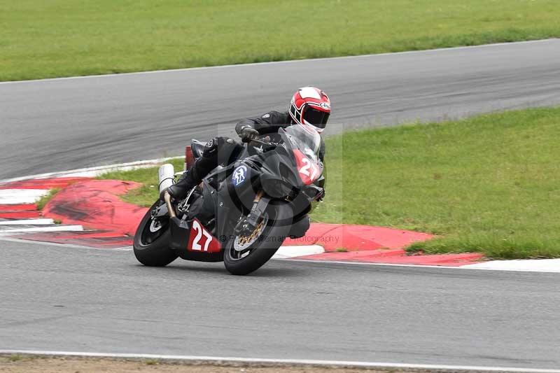 Motorcycle action photographs;Trackday digital images;event digital images;eventdigitalimages;no limits trackday;peter wileman photography;snetterton;snetterton circuit norfolk;snetterton photographs;trackday;trackday photos