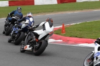 Motorcycle-action-photographs;Trackday-digital-images;event-digital-images;eventdigitalimages;no-limits-trackday;peter-wileman-photography;snetterton;snetterton-circuit-norfolk;snetterton-photographs;trackday;trackday-photos