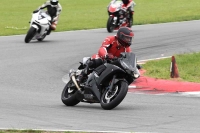 Motorcycle-action-photographs;Trackday-digital-images;event-digital-images;eventdigitalimages;no-limits-trackday;peter-wileman-photography;snetterton;snetterton-circuit-norfolk;snetterton-photographs;trackday;trackday-photos