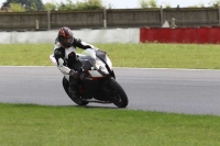 Motorcycle-action-photographs;Trackday-digital-images;event-digital-images;eventdigitalimages;no-limits-trackday;peter-wileman-photography;snetterton;snetterton-circuit-norfolk;snetterton-photographs;trackday;trackday-photos