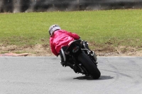 Motorcycle-action-photographs;Trackday-digital-images;event-digital-images;eventdigitalimages;no-limits-trackday;peter-wileman-photography;snetterton;snetterton-circuit-norfolk;snetterton-photographs;trackday;trackday-photos