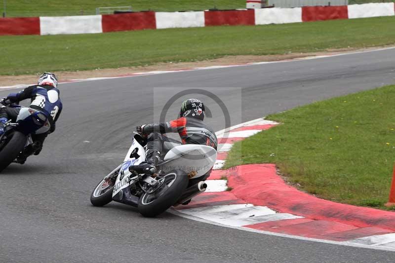 Motorcycle action photographs;Trackday digital images;event digital images;eventdigitalimages;no limits trackday;peter wileman photography;snetterton;snetterton circuit norfolk;snetterton photographs;trackday;trackday photos