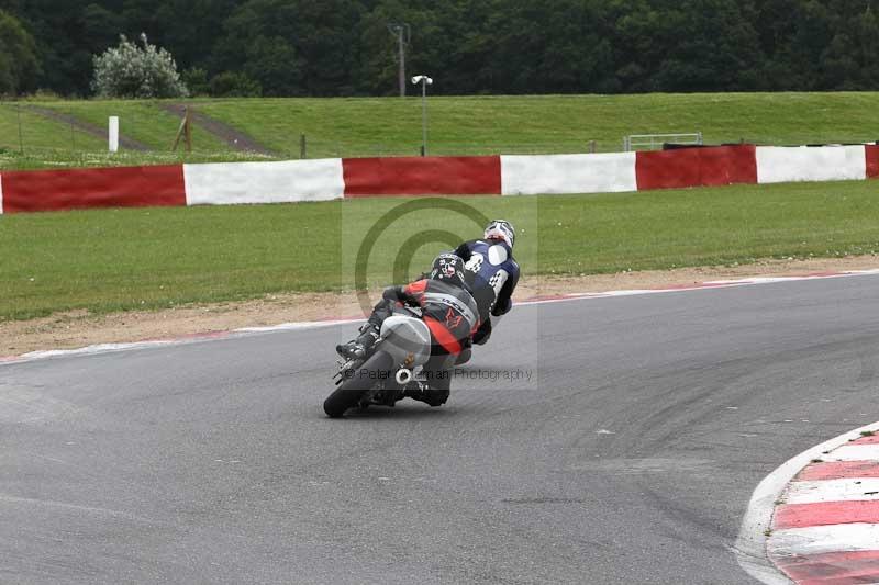 Motorcycle action photographs;Trackday digital images;event digital images;eventdigitalimages;no limits trackday;peter wileman photography;snetterton;snetterton circuit norfolk;snetterton photographs;trackday;trackday photos