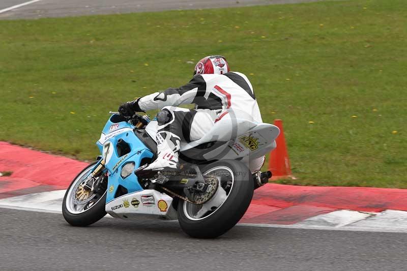 Motorcycle action photographs;Trackday digital images;event digital images;eventdigitalimages;no limits trackday;peter wileman photography;snetterton;snetterton circuit norfolk;snetterton photographs;trackday;trackday photos