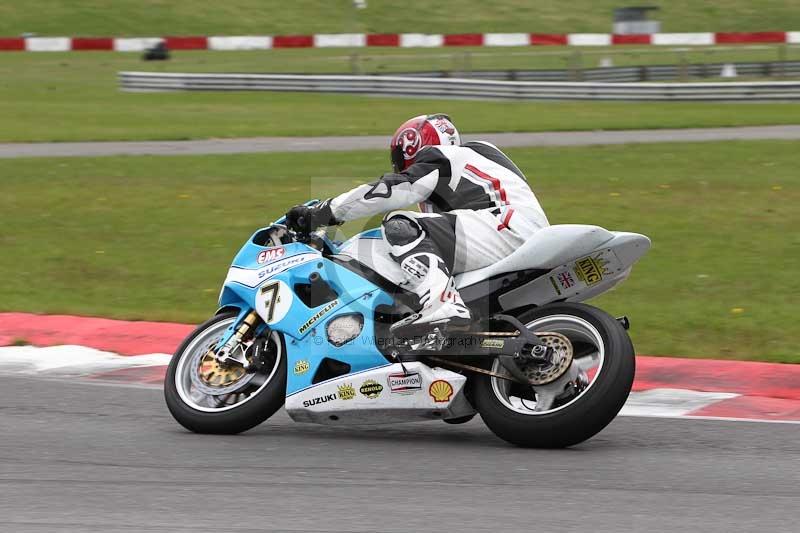 Motorcycle action photographs;Trackday digital images;event digital images;eventdigitalimages;no limits trackday;peter wileman photography;snetterton;snetterton circuit norfolk;snetterton photographs;trackday;trackday photos