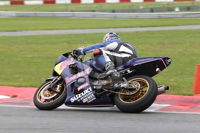 Motorcycle action photographs;Trackday digital images;event digital images;eventdigitalimages;no limits trackday;peter wileman photography;snetterton;snetterton circuit norfolk;snetterton photographs;trackday;trackday photos