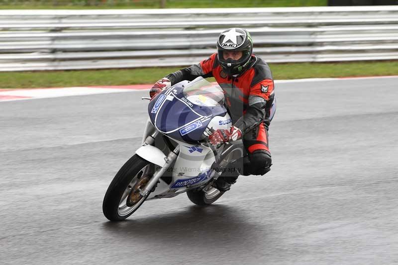 Motorcycle action photographs;Trackday digital images;event digital images;eventdigitalimages;no limits trackday;peter wileman photography;snetterton;snetterton circuit norfolk;snetterton photographs;trackday;trackday photos