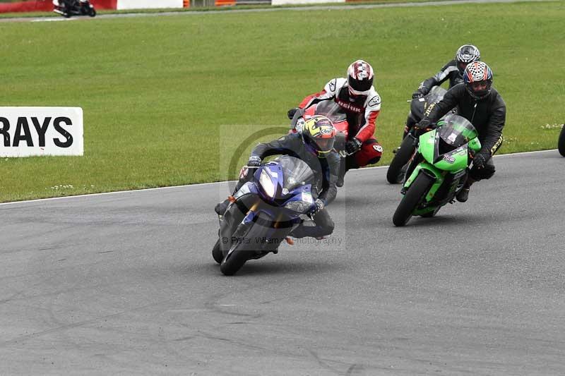 Motorcycle action photographs;Trackday digital images;event digital images;eventdigitalimages;no limits trackday;peter wileman photography;snetterton;snetterton circuit norfolk;snetterton photographs;trackday;trackday photos