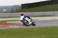 Motorcycle-action-photographs;Trackday-digital-images;event-digital-images;eventdigitalimages;no-limits-trackday;peter-wileman-photography;snetterton;snetterton-circuit-norfolk;snetterton-photographs;trackday;trackday-photos